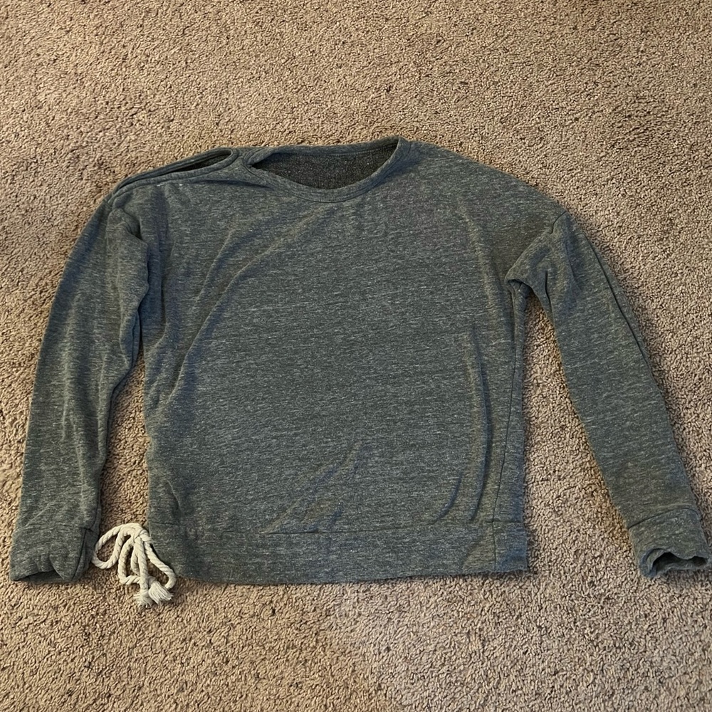 Long sleeve open shoulder top